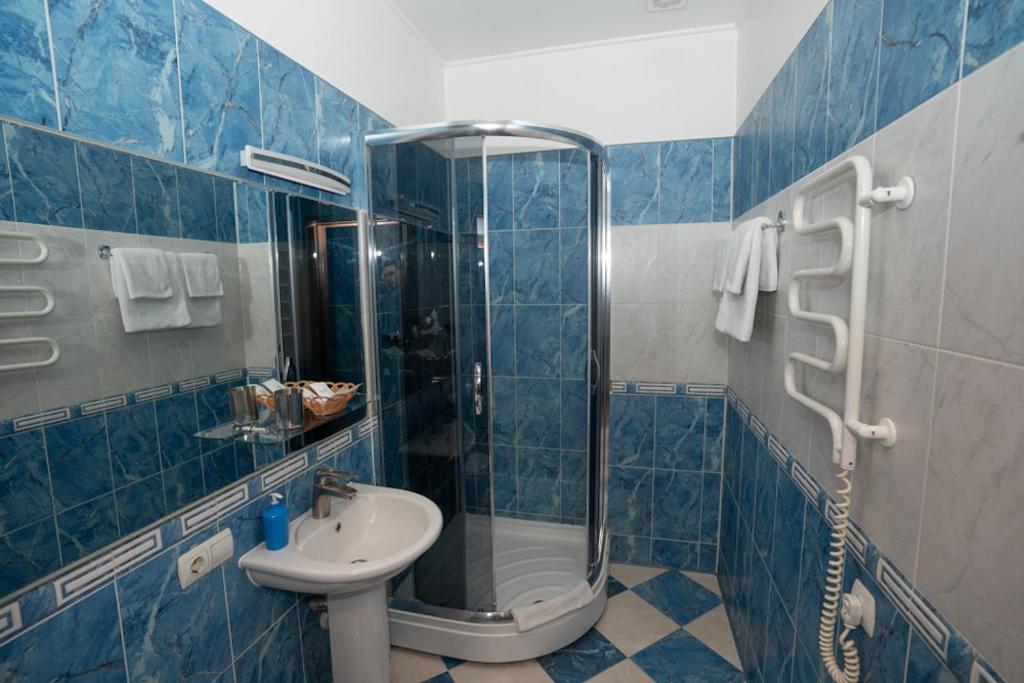 Hotel Piano Киев Экстерьер фото